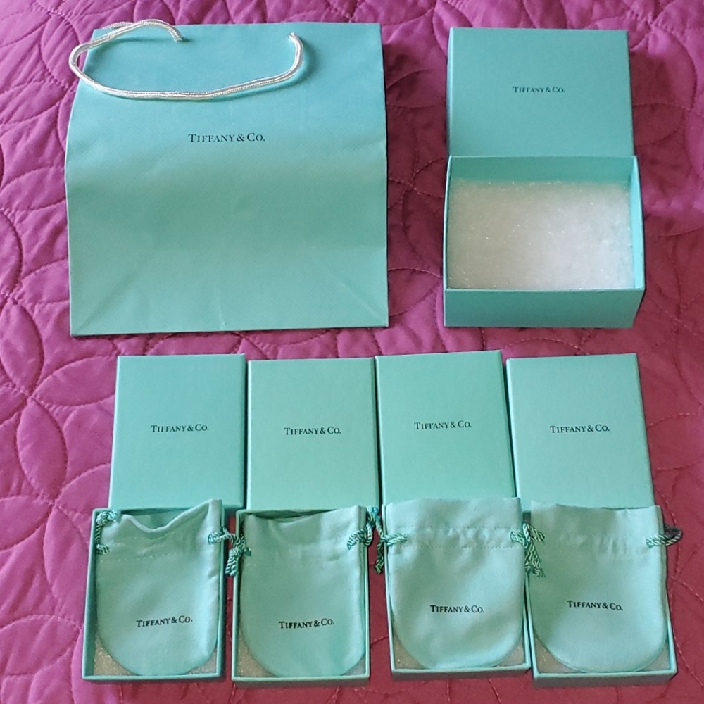 Empty Tiffany shopping bag and 5 empty boxed